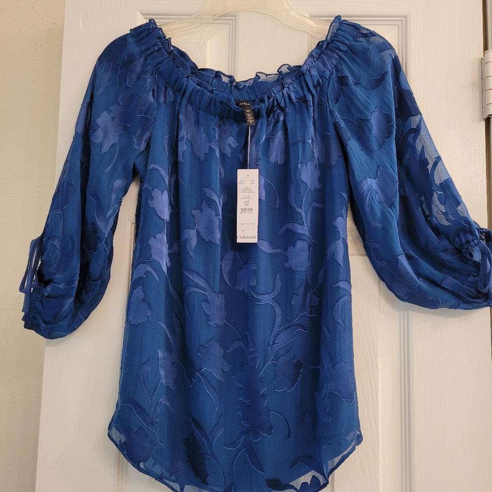 White House Black Market top